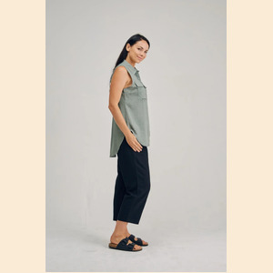 Tilly - Sleeveless Shirt