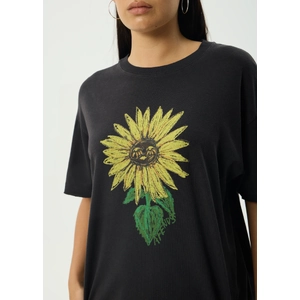 Sunnyflower - Oversized Hemp Tee