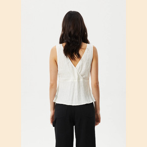 Focus - Seersucker V-Neck Top